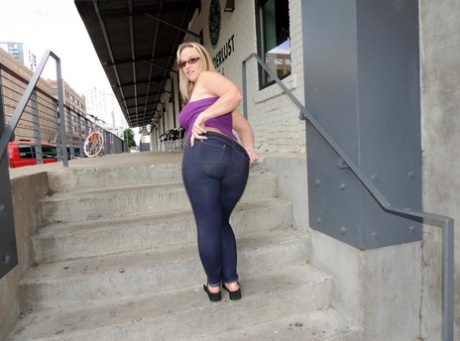 bbw with cross tattoo hot xxx galleries