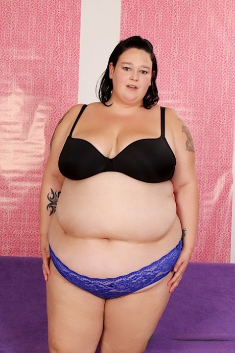 bbw altar sacrifice top photos