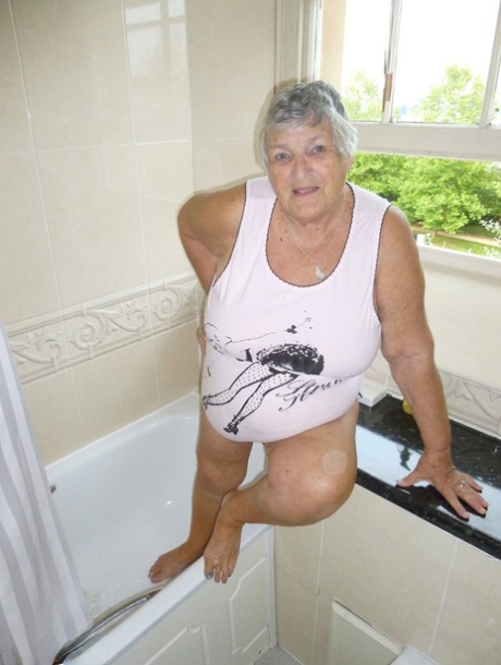 bbw granny ffm hot xxx image