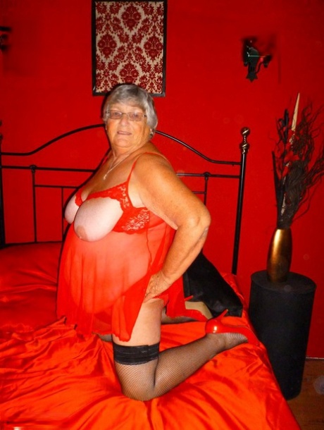 fat lady pussy nudes gallery