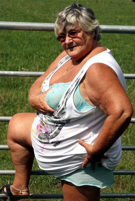 bbw lesbian strapon squirt beautiful xxx archive