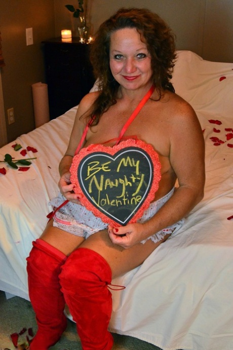 fat blonde mom xxx gallery