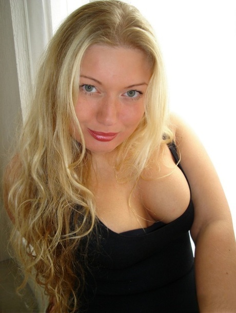 aged love slutty mature blonde bbw with big natural tits art xxx photo