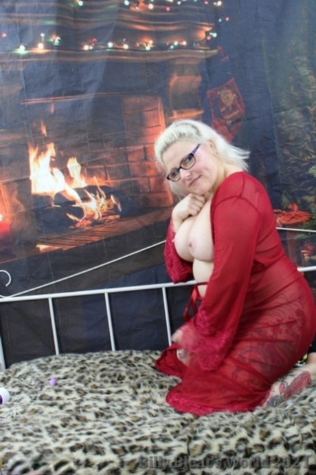 lorna morgan silk pjs at christmas bbw fuck pic art nude photos