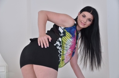 constricted hole gets thick shlong pornographic archive