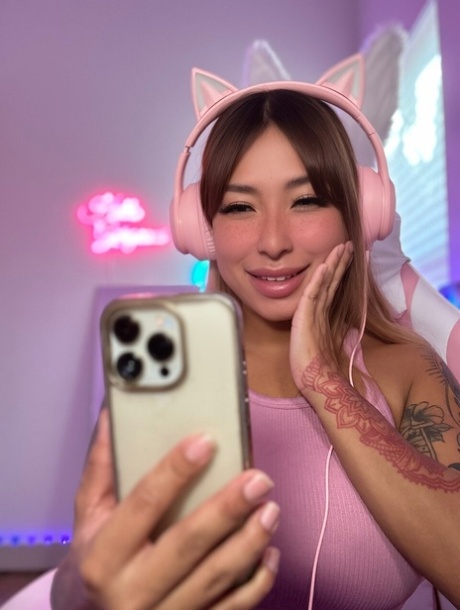 christie mc thick pretty picture