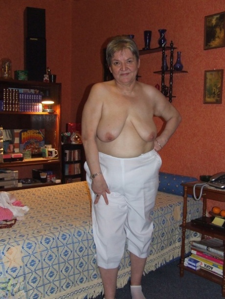 julianna benz big ass nude pics