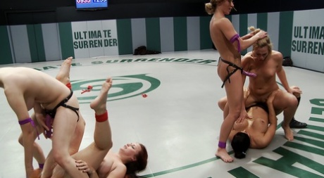 bbw lesbian strapon squirt hot image