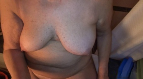 chubby masturbates for daddy best img